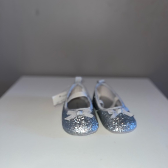 Infant flats never worn - Picture 3 of 6